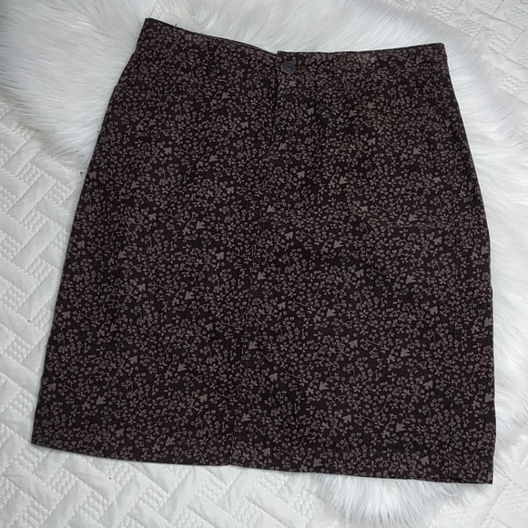 Bass Dresses & Skirts - {Heritage Denim} Printed Corduroy Skirt